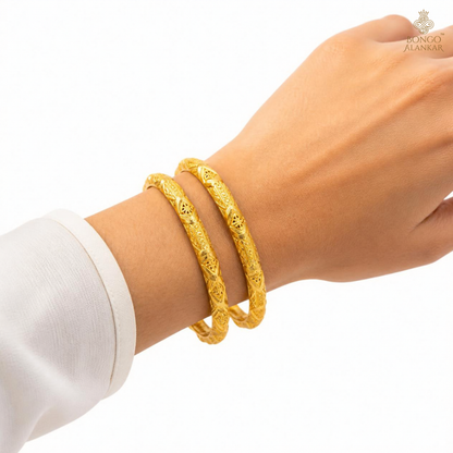 Golden Wavy Filigree Bangles