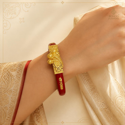 Grand Gold Centerpiece Pola