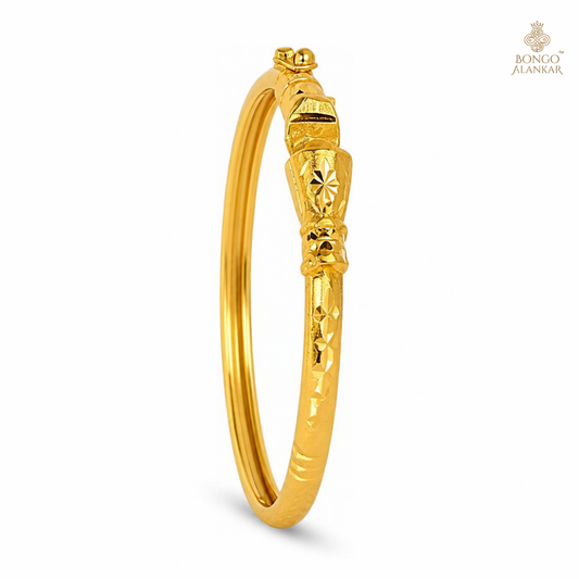 Golden Star Engraved Noa