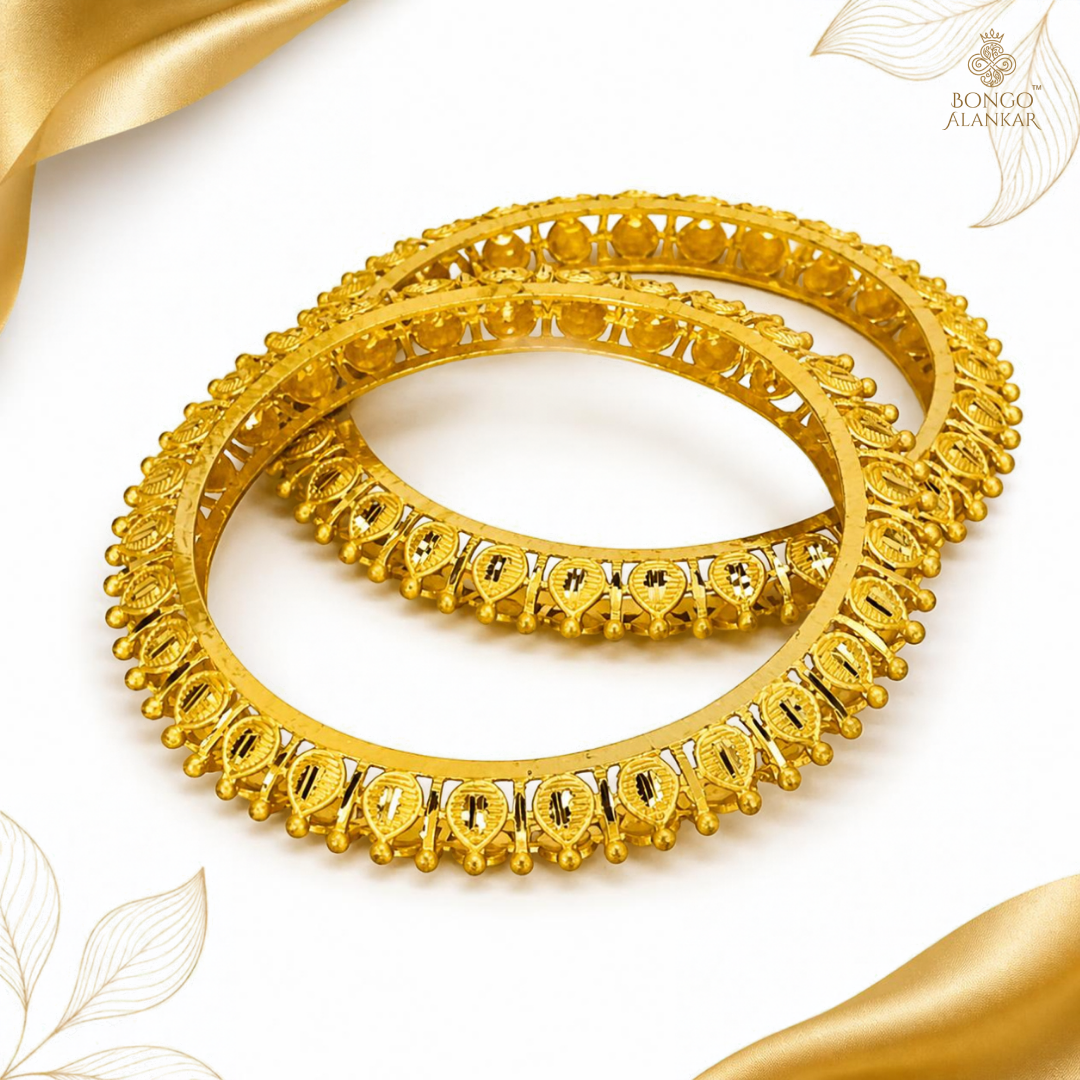 Golden Leaf Motif Bangle