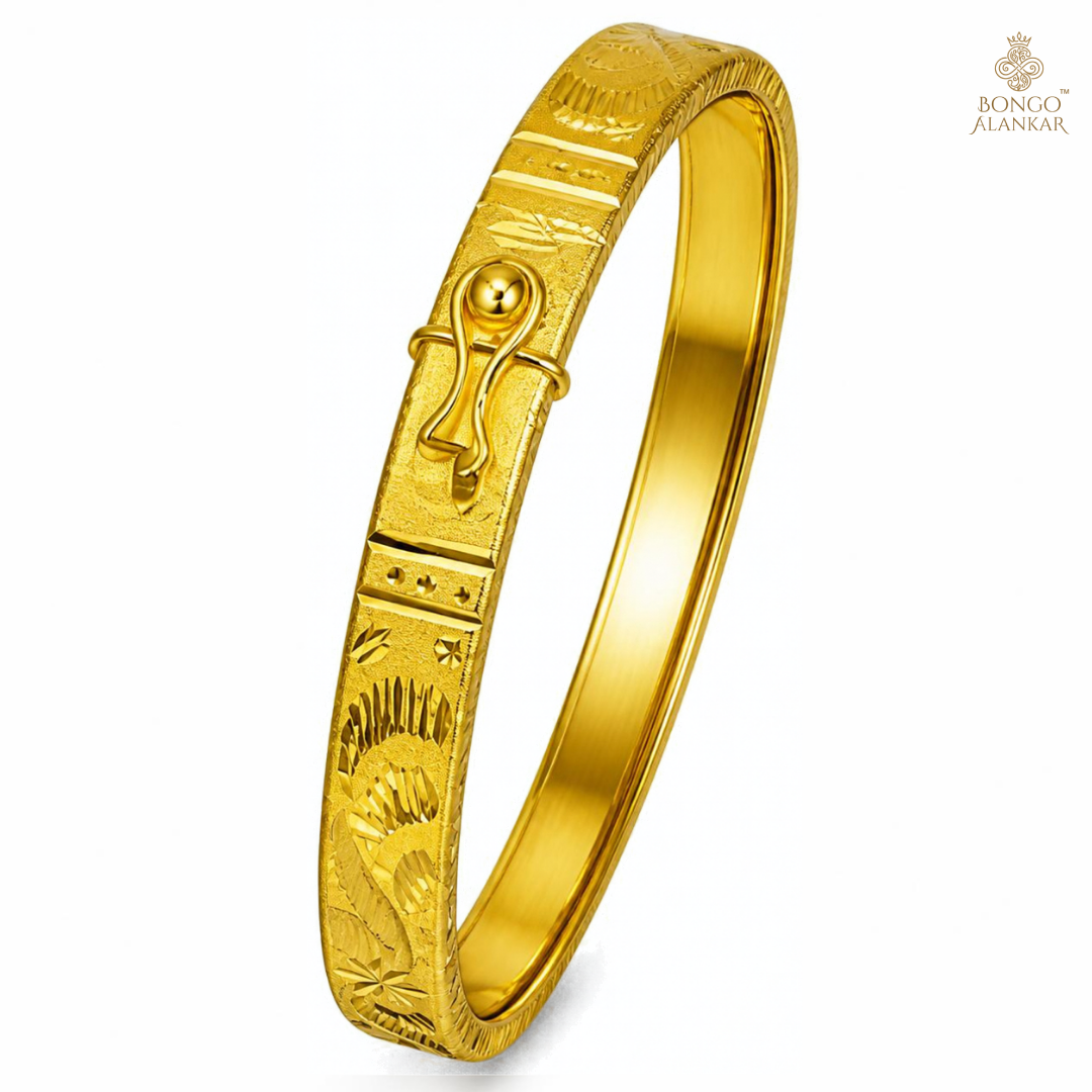 Golden Engraved Motif Noa