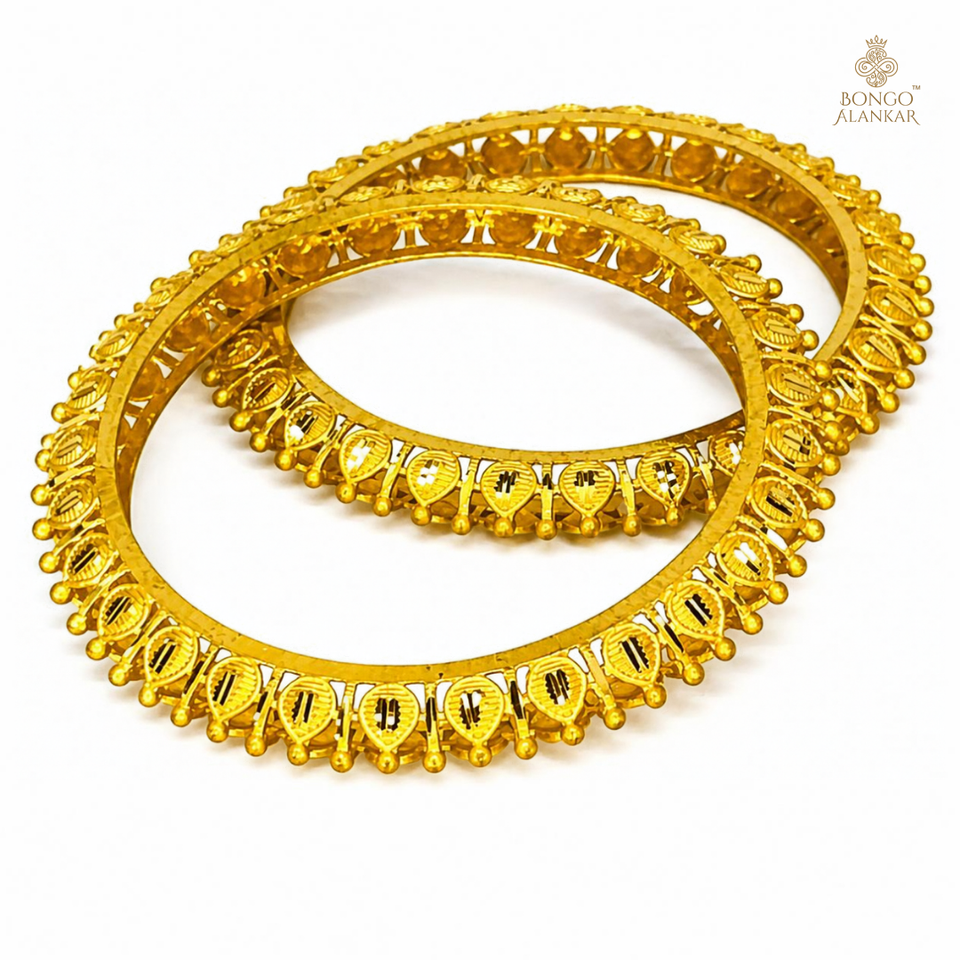 Golden Leaf Motif Bangle