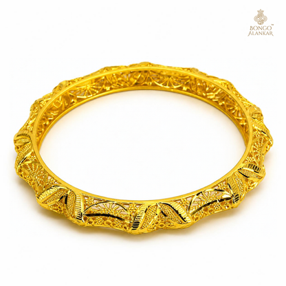 Golden Wavy Filigree Bangles